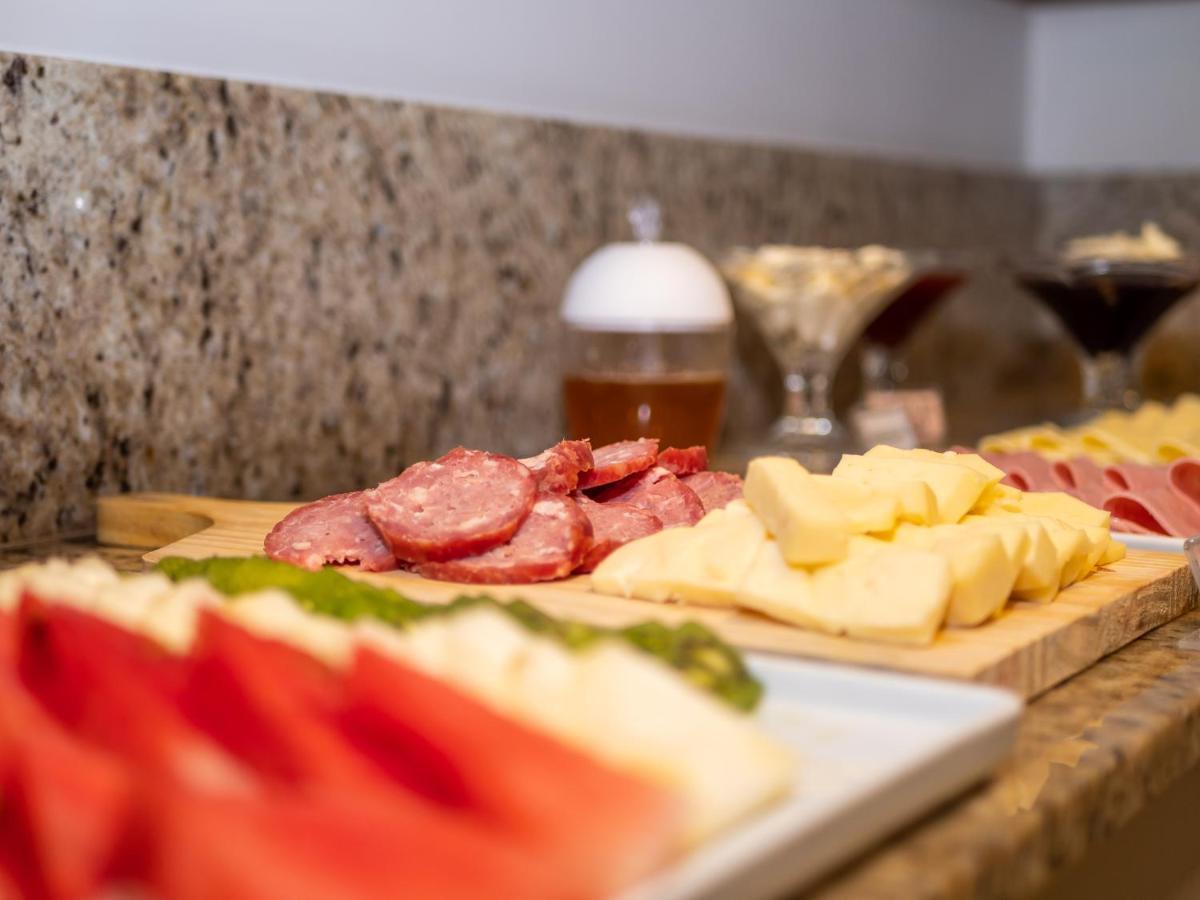 Alameda Felice Hotel Грамаду Екстериор снимка